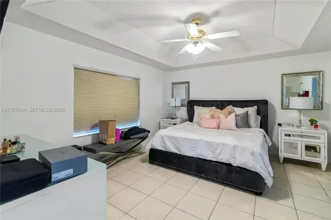 1886 NW 145th Terrace Pembroke Pines FL 33028