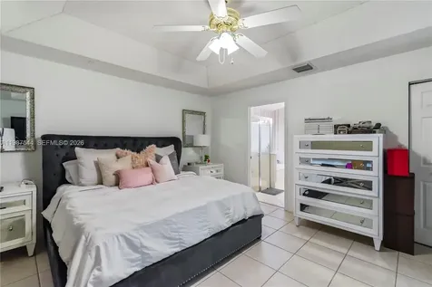 1886 NW 145th Terrace Pembroke Pines FL 33028