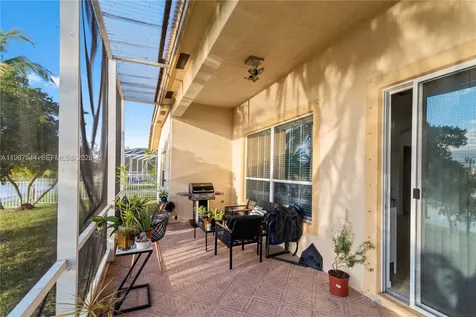 1886 NW 145th Terrace Pembroke Pines FL 33028
