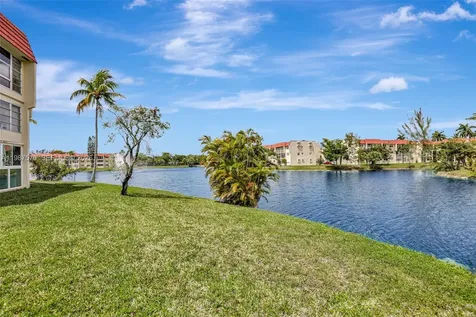 2931 E Sunrise Lakes Drive Sunrise FL 33322