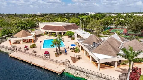 2931 E Sunrise Lakes Drive Sunrise FL 33322