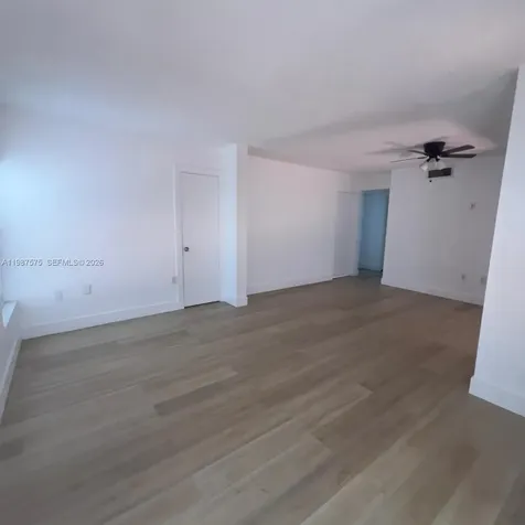 10550 NW 7th Terrace Miami FL 33172