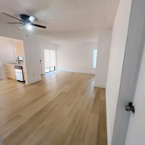 10550 NW 7th Terrace Miami FL 33172