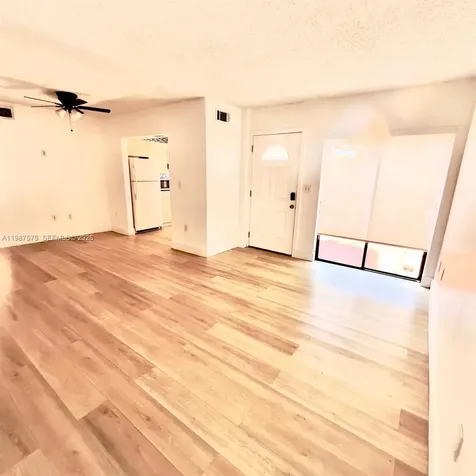 10550 NW 7th Terrace Miami FL 33172