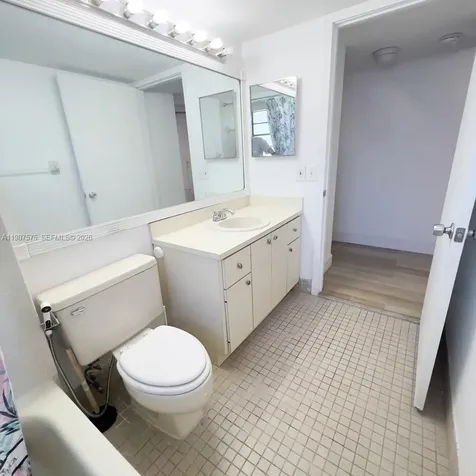 10550 NW 7th Terrace Miami FL 33172