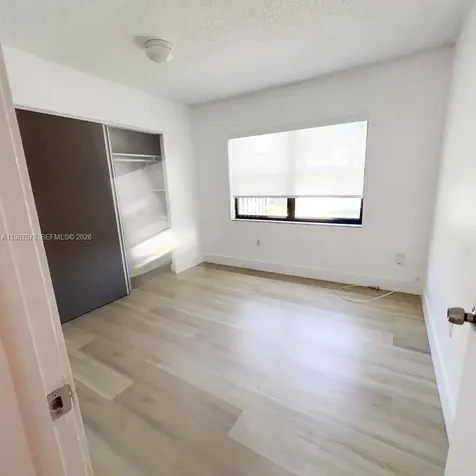 10550 NW 7th Terrace Miami FL 33172