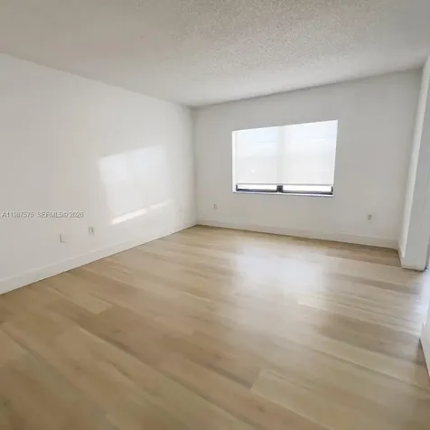 10550 NW 7th Terrace Miami FL 33172