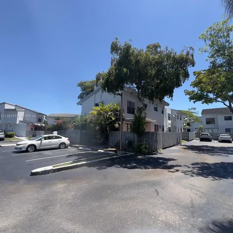10550 NW 7th Terrace Miami FL 33172