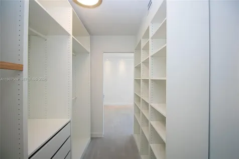 2899 Collins Avenue Miami Beach FL 33140