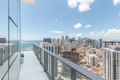 851 NE 1st Avenue Miami FL 33132