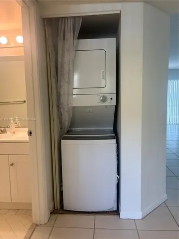 1500 SW 131st Way Pembroke Pines FL 33027