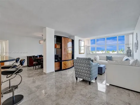 1400 S Ocean Drive Hollywood FL 33019