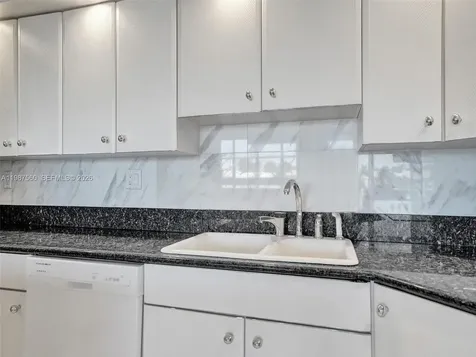 1400 S Ocean Drive Hollywood FL 33019