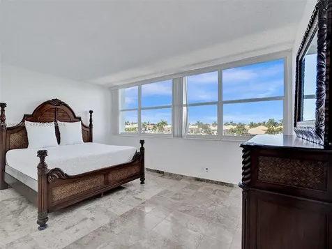 1400 S Ocean Drive Hollywood FL 33019