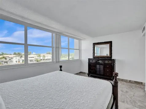 1400 S Ocean Drive Hollywood FL 33019