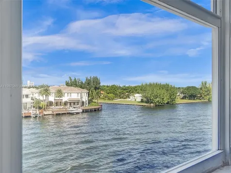 1400 S Ocean Drive Hollywood FL 33019