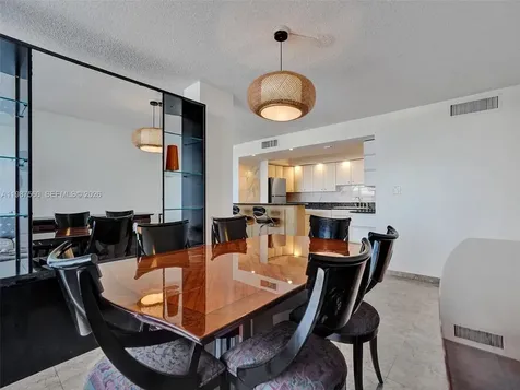 1400 S Ocean Drive Hollywood FL 33019