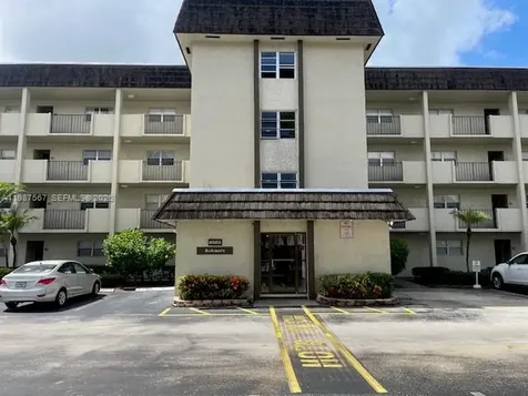 6020 NW 44th Street Lauderhill FL 33319