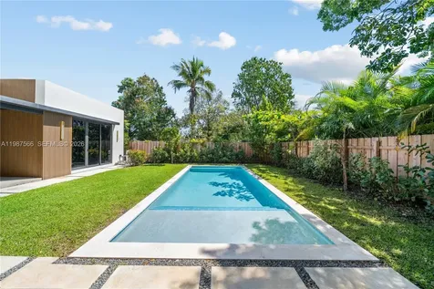 412 NW 47th Street Miami FL 33127