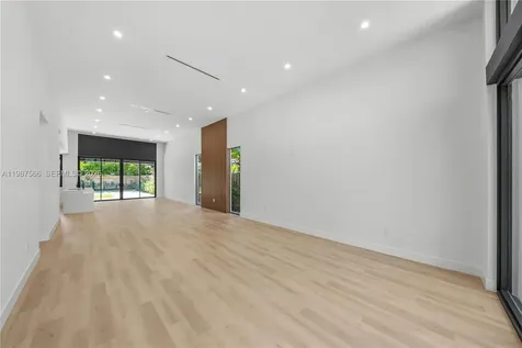 412 NW 47th Street Miami FL 33127