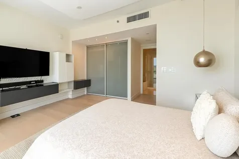 17001 Collins Avenue Sunny Isles Beach FL 33160