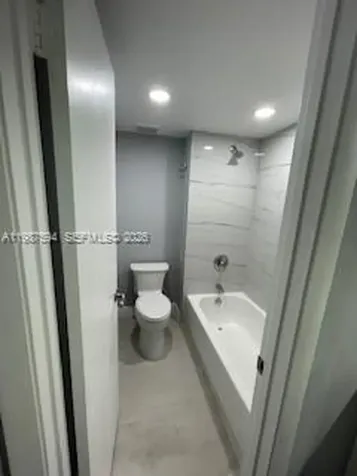 440 Lakeview Drive Weston FL 33326