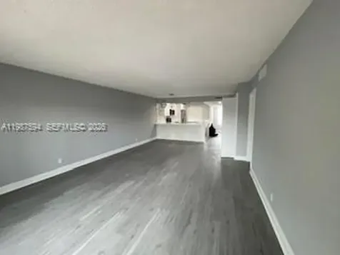 440 Lakeview Drive Weston FL 33326