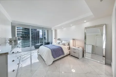 3400 SW 27th Avenue Miami FL 33133