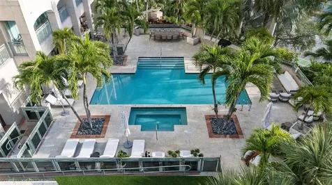3400 SW 27th Avenue Miami FL 33133