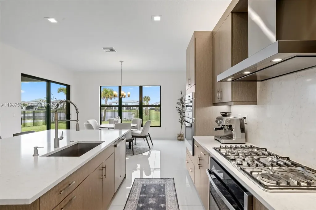 13076 Feathering Way Palm Beach Gardens FL 33412