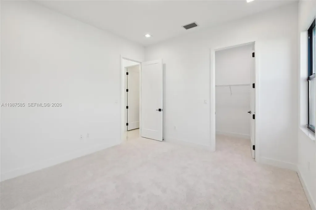 13076 Feathering Way Palm Beach Gardens FL 33412