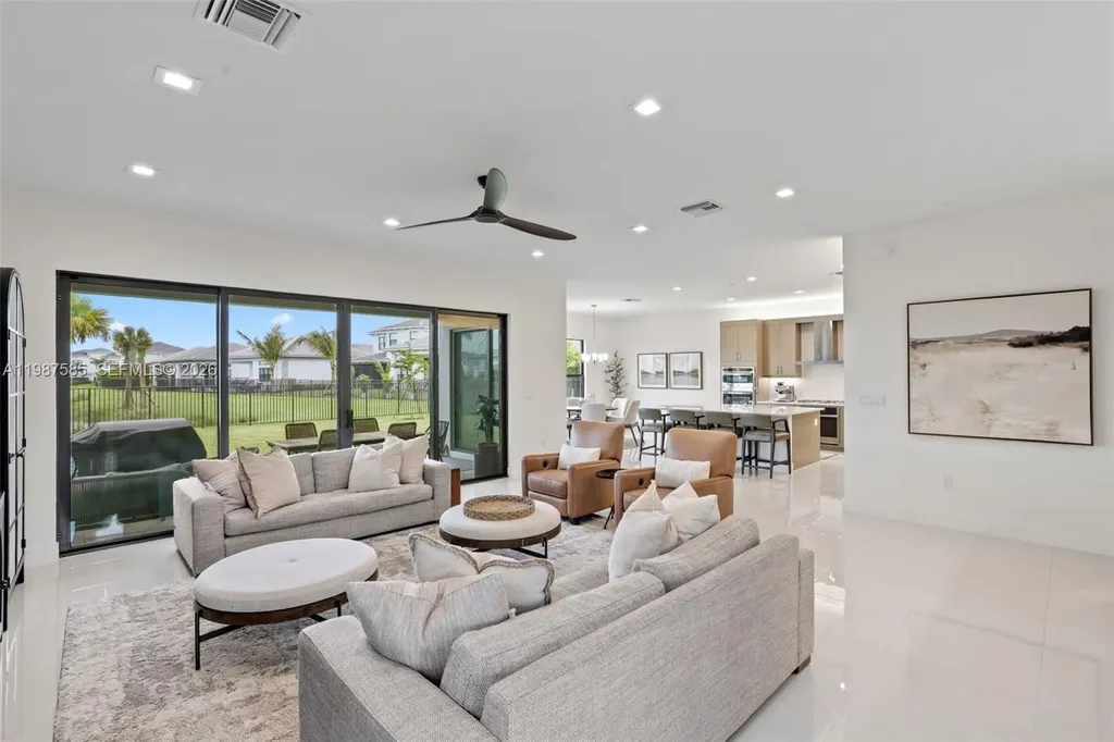 13076 Feathering Way Palm Beach Gardens FL 33412
