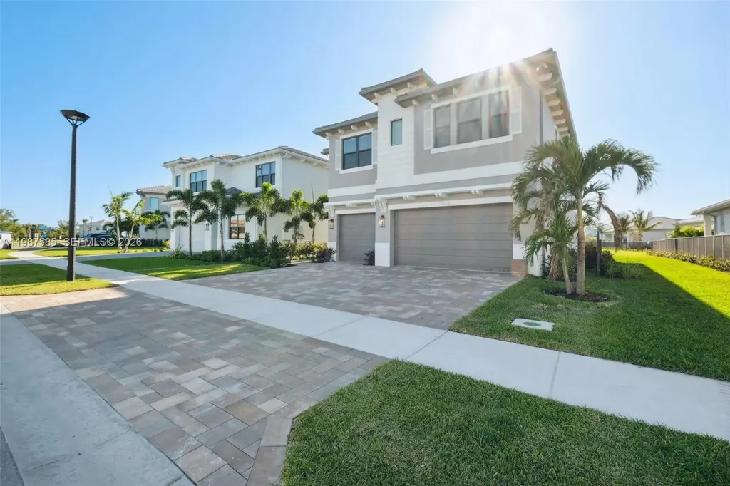 13076 Feathering Way Palm Beach Gardens FL 33412