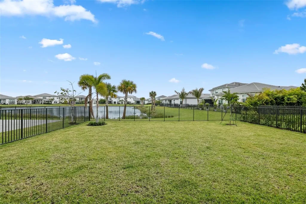 13076 Feathering Way Palm Beach Gardens FL 33412