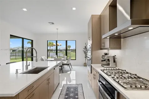 13076 Feathering Way Palm Beach Gardens FL 33412