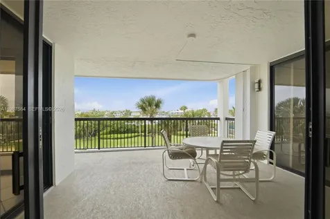 19670 Beach Road Tequesta FL 33469