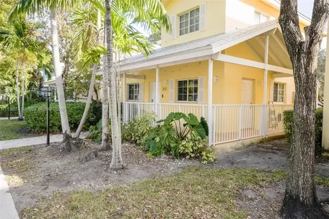 350 NW 19th Terrace Miami FL 33136