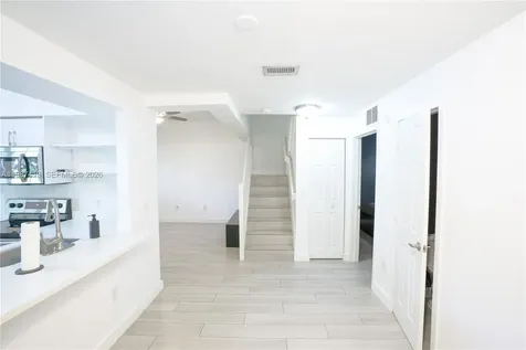 350 NW 19th Terrace Miami FL 33136