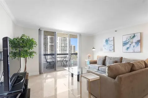3600 Mystic Pointe Drive Aventura FL 33180
