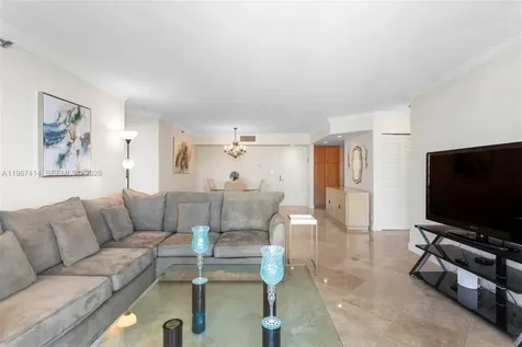 3600 Mystic Pointe Drive Aventura FL 33180