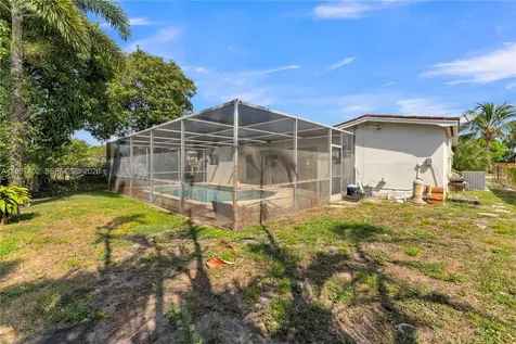 6924 NW 8th Court Margate FL 33063