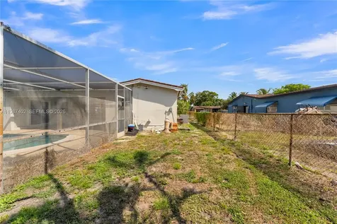 6924 NW 8th Court Margate FL 33063