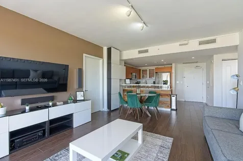 3250 NE 1st Avenue Miami FL 33137