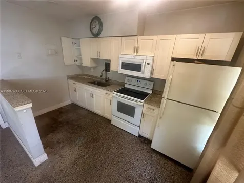 1271 NE 32nd Street Oakland Park FL 33334