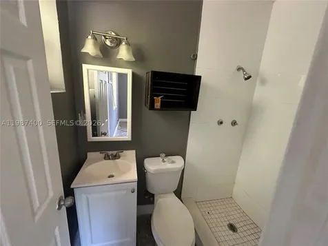 1271 NE 32nd Street Oakland Park FL 33334