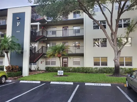 800 SW 131st Avenue Pembroke Pines FL 33027