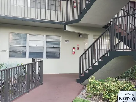 800 SW 131st Avenue Pembroke Pines FL 33027