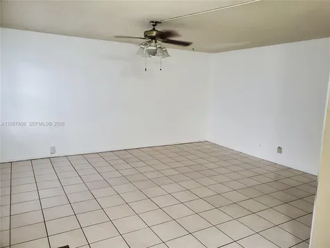 800 SW 131st Avenue Pembroke Pines FL 33027