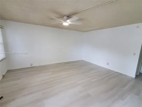 800 SW 131st Avenue Pembroke Pines FL 33027