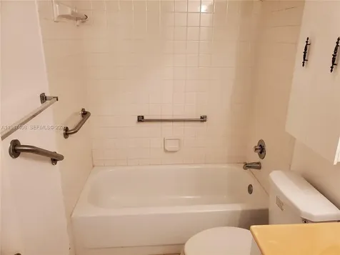 800 SW 131st Avenue Pembroke Pines FL 33027